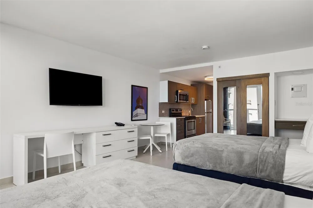 6165 ISLA VERDE AVE. #377 Carolina, PR 00979
