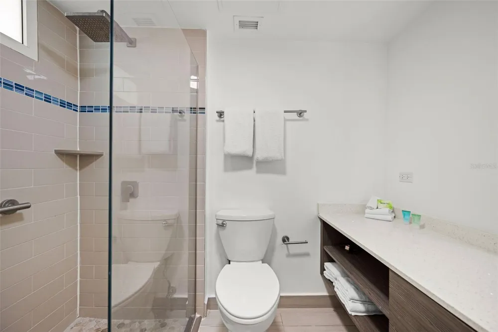 6165 ISLA VERDE AVE. #377 Carolina, PR 00979