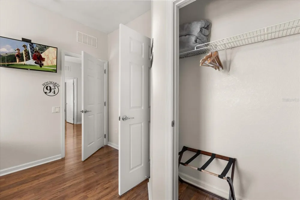 4024 BREAKVIEW DRIVE #40304 Orlando, FL 32819