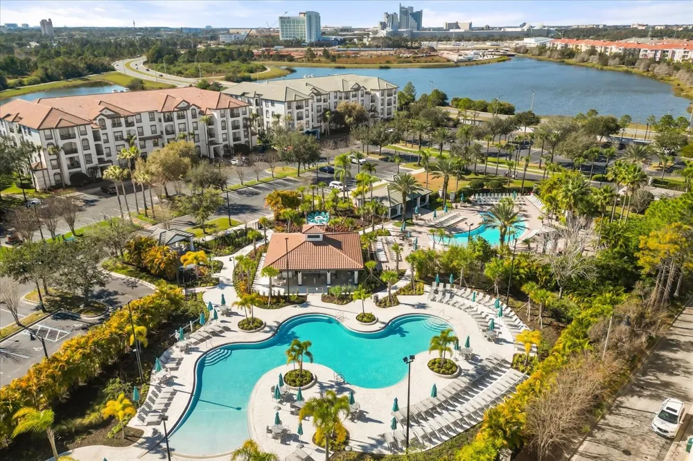 4024 BREAKVIEW DRIVE #40304 Orlando, FL 32819