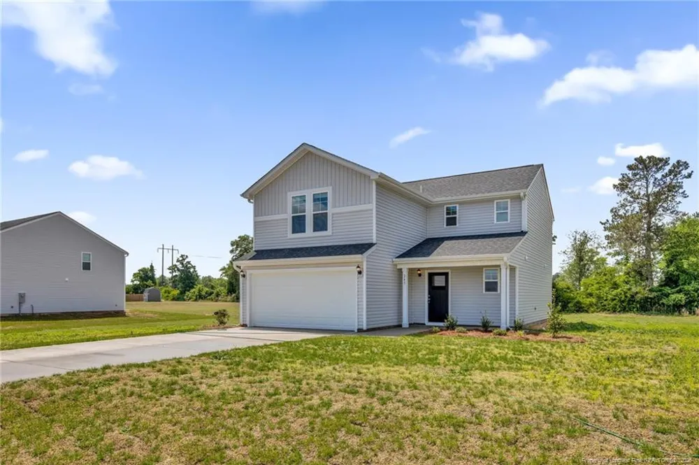 245 Buggy Top Lane Autryville, NC 28318