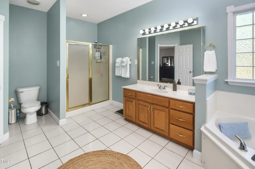115 Hunters Walk Lane Clinton, NC 28328