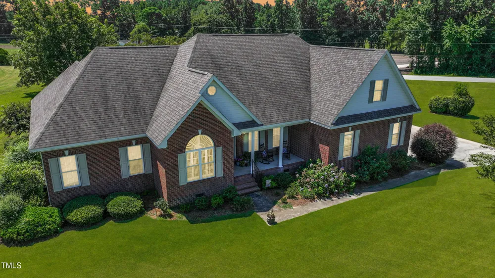 115 Hunters Walk Lane Clinton, NC 28328