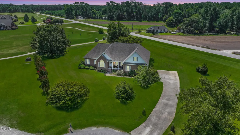 115 Hunters Walk Lane Clinton, NC 28328