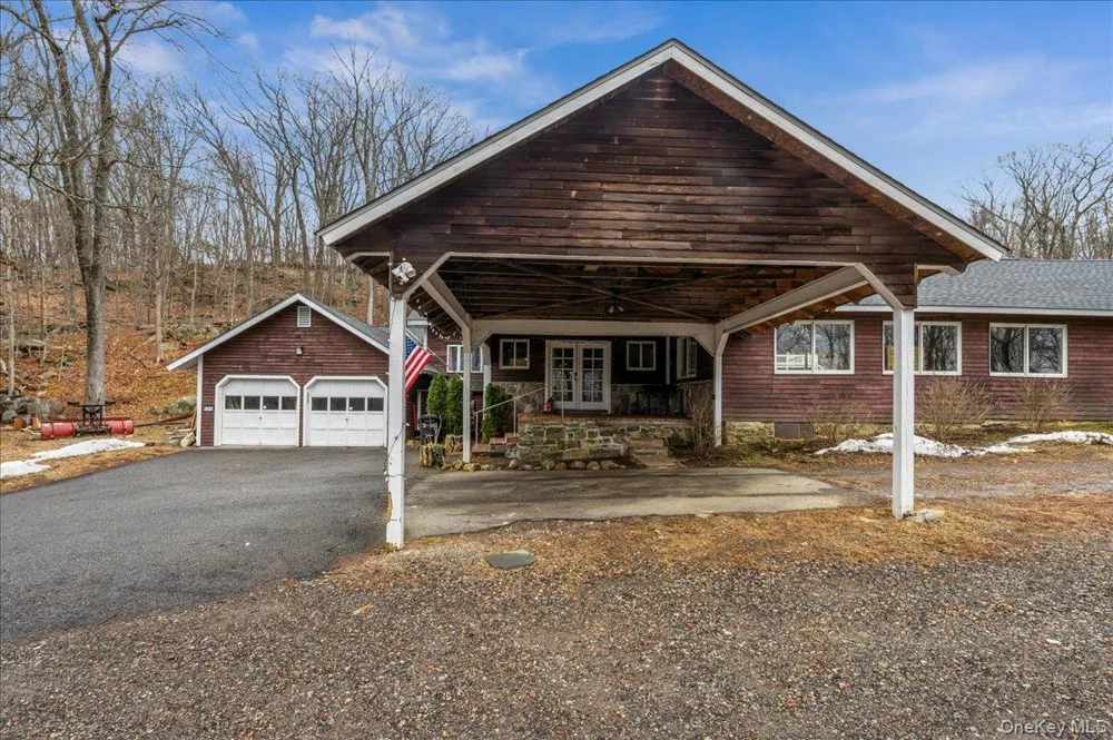 584 Milltown Road Brewster, NY 10509