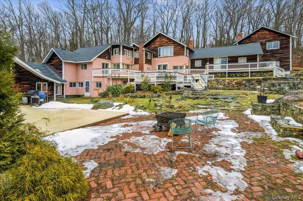584 Milltown Road Brewster, NY 10509
