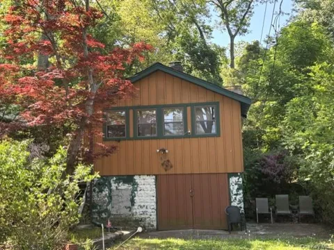 40 Hawthorne Road