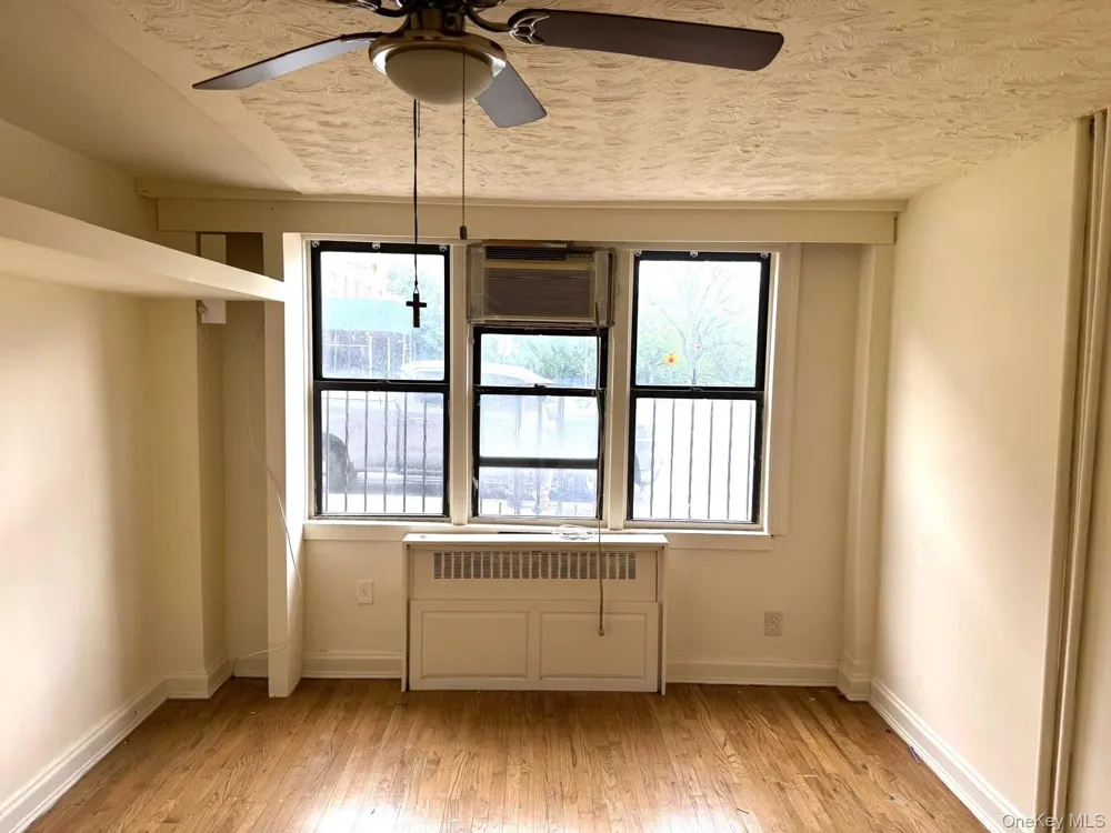 2440 Amsterdam Avenue #1H New York (Manhattan), NY 10033