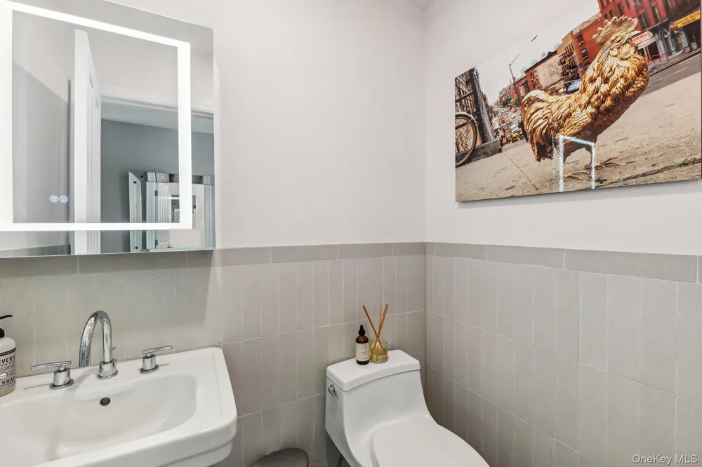 17 Oak Meadow Lane Bellport Village, NY 11713