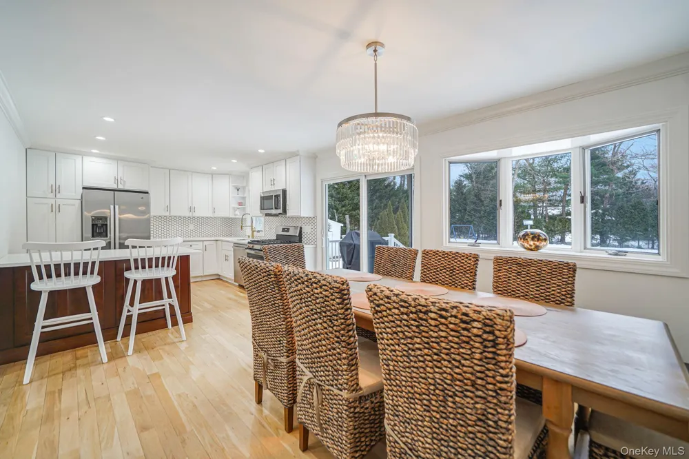 19 Pine Tree Lane East Quogue, NY 11942
