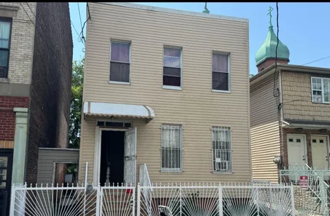 272 New Jersey Avenue