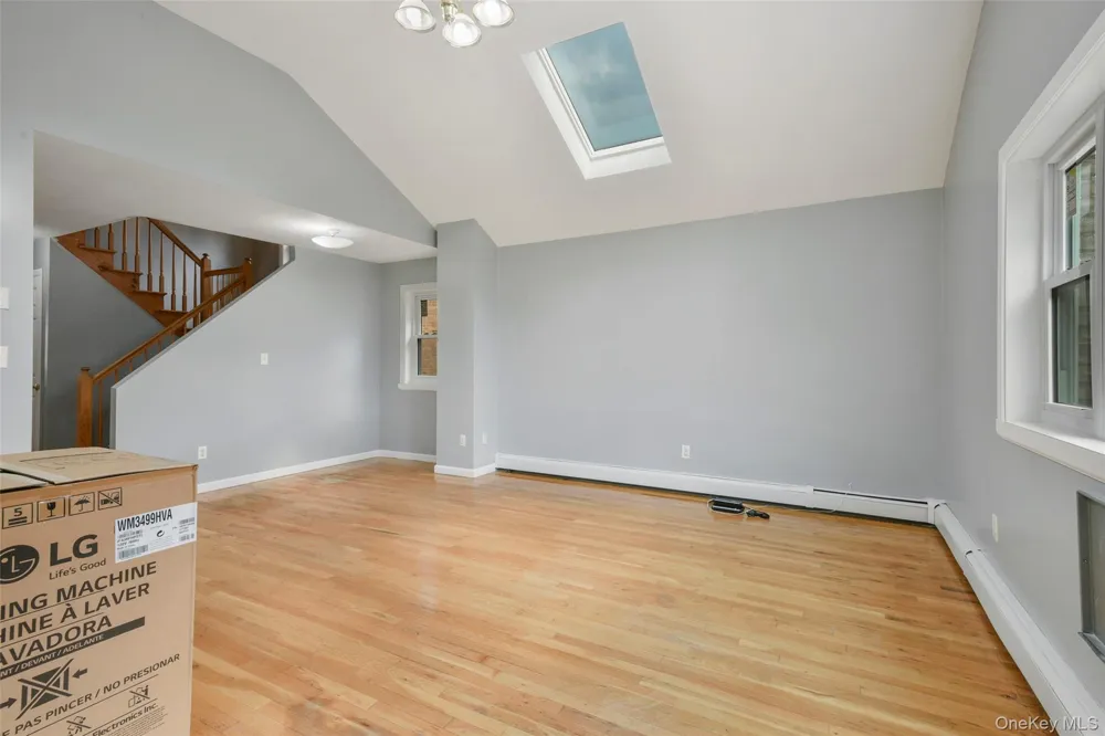 3546 Huguenot Avenue #2nd Floor Bronx, NY 10475