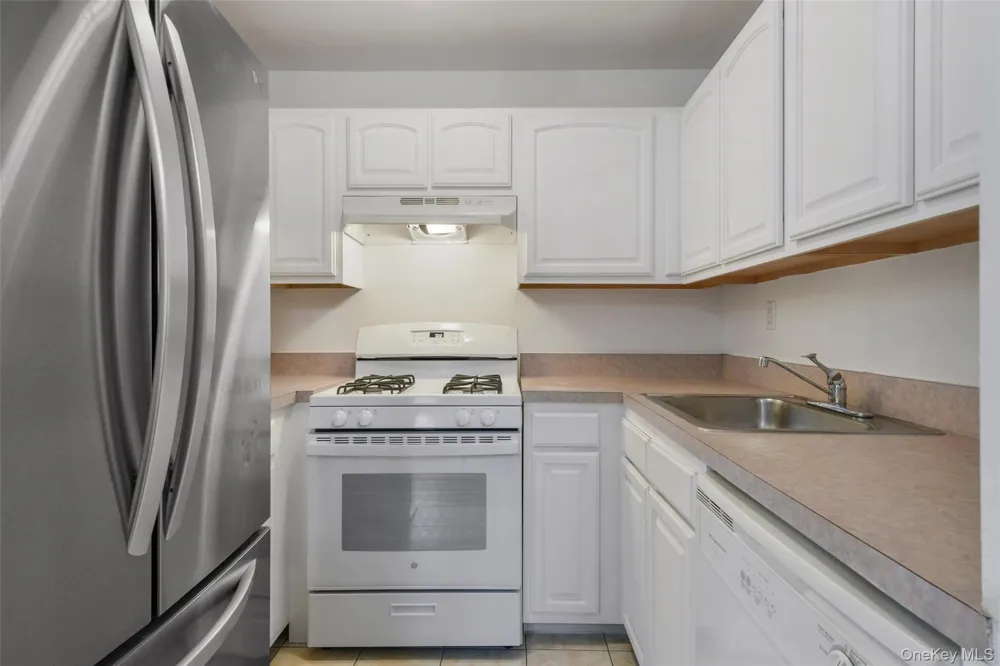 3546 Huguenot Avenue #2nd Floor Bronx, NY 10475