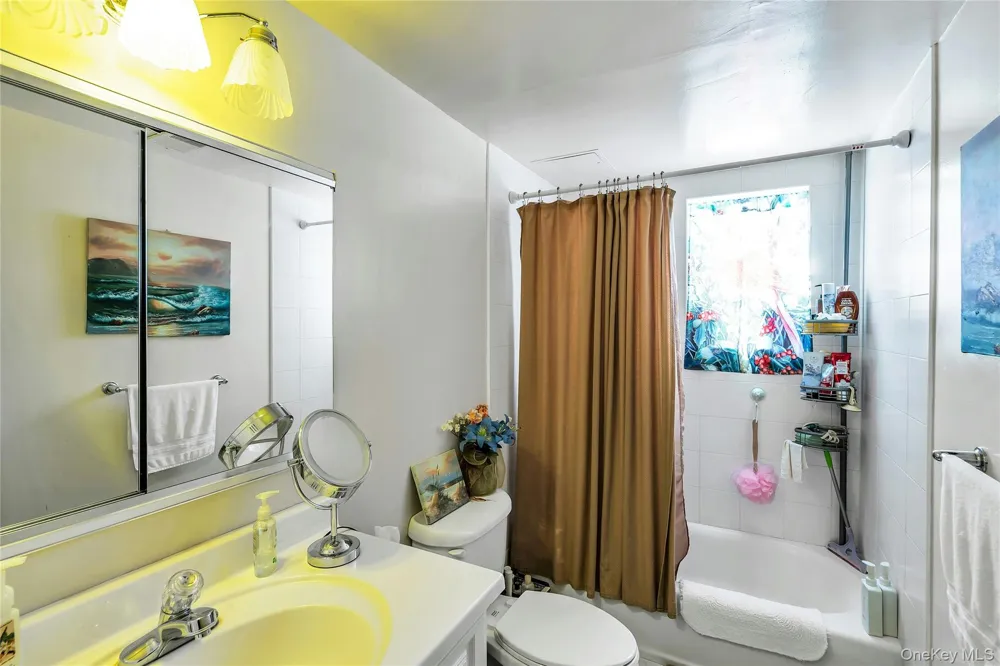 280 Artist Lake Drive Middle Island, NY 11953