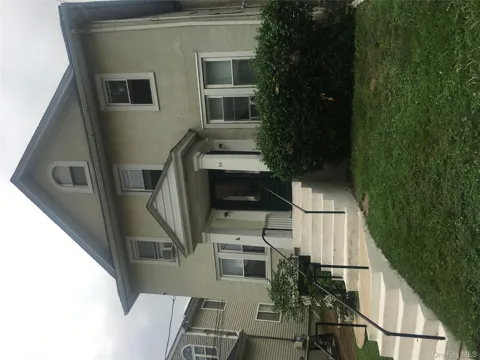 33 Irma Avenue