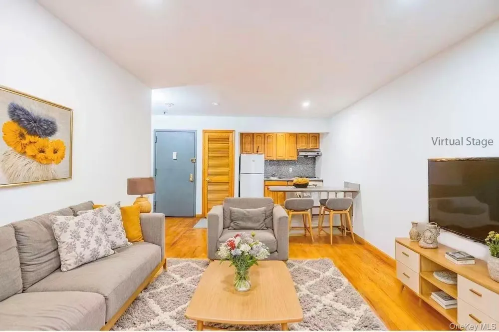 165 Elizabeth Street #3R New York (Manhattan), NY 10012