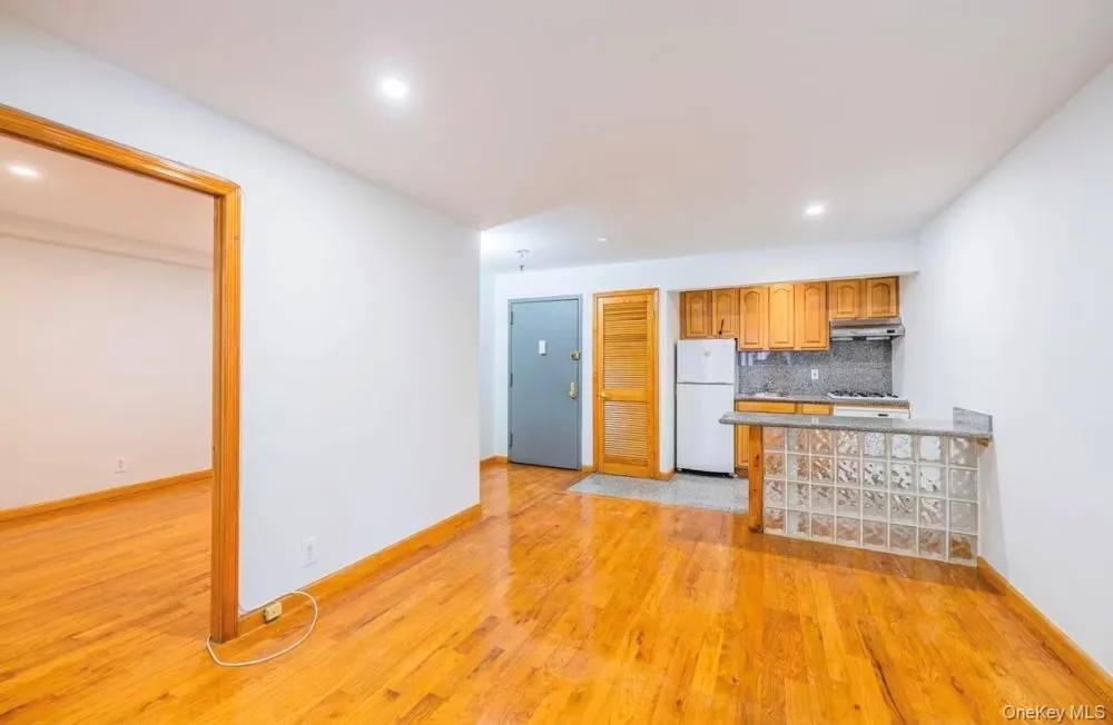 165 Elizabeth Street #3R New York (Manhattan), NY 10012