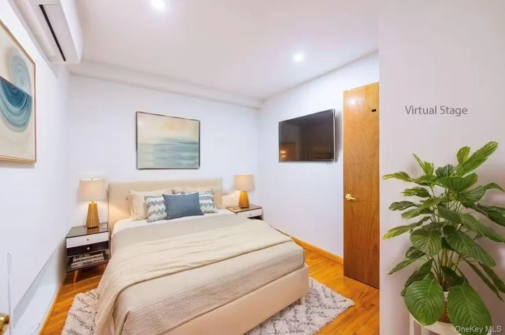 165 Elizabeth Street #3R New York (Manhattan), NY 10012