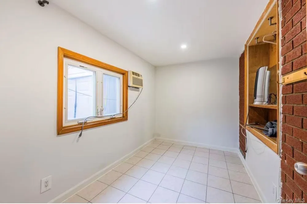 165 Elizabeth Street #3R New York (Manhattan), NY 10012