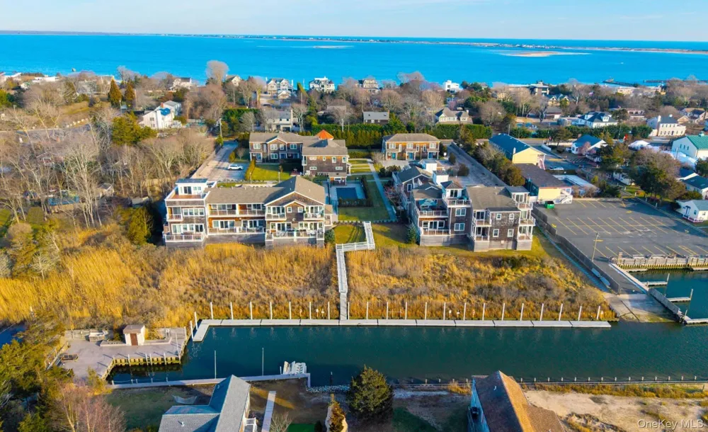 68 Foster Avenue #13 Hampton Bays, NY 11946