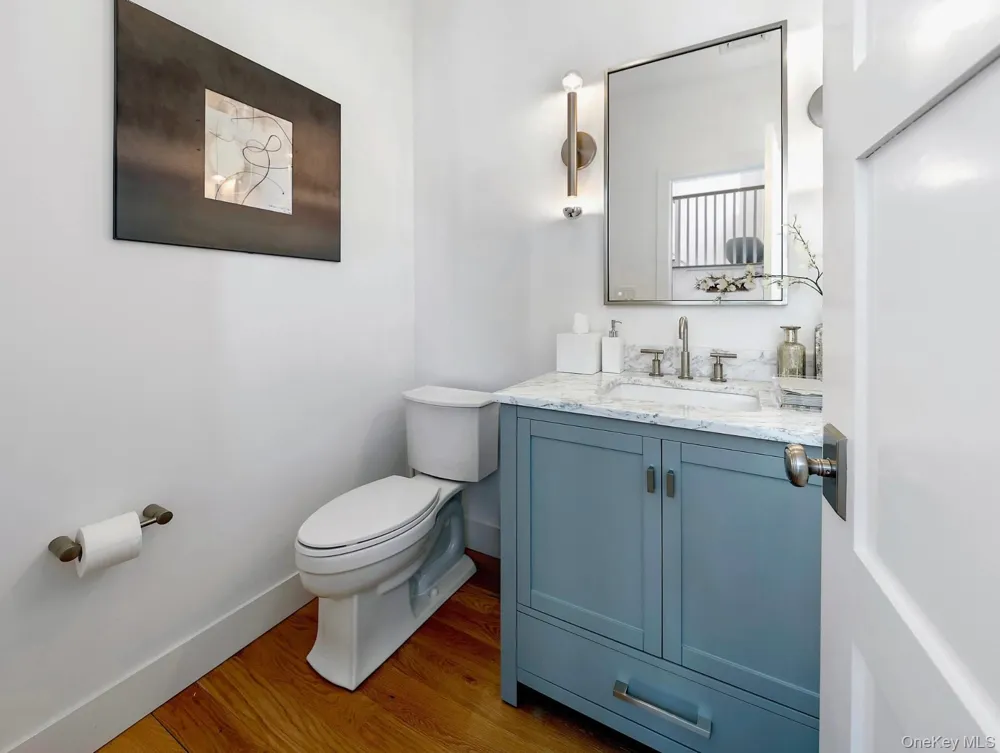 68 Foster Avenue #13 Hampton Bays, NY 11946
