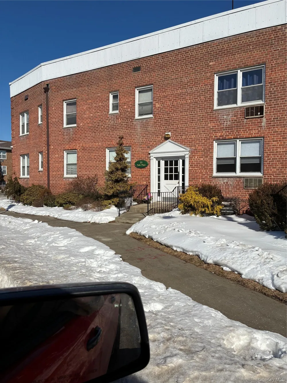 11 park place #1F Rockville Centre, NY 11570