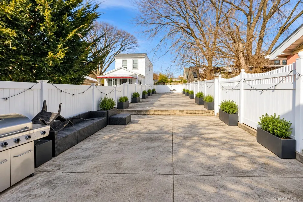 130-29 133rd Avenue South Ozone Park, NY 11420