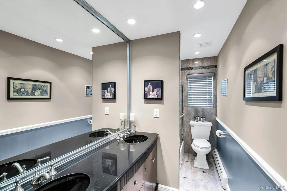 7 Albertson Lane Old Westbury, NY 11568