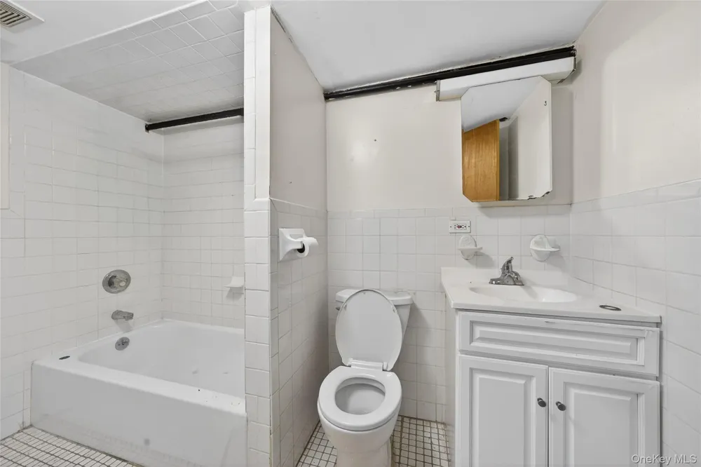 1108 Willmohr Street Brooklyn, NY 11212