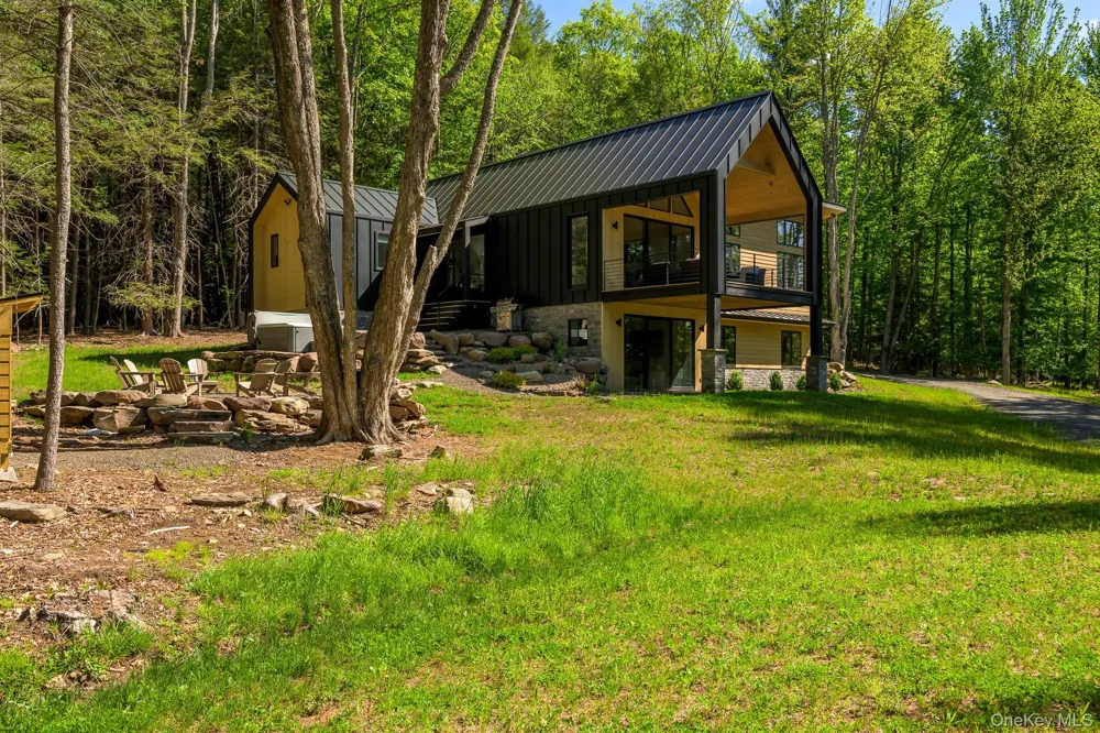 31 Windham Farms Road Windham, NY 12496