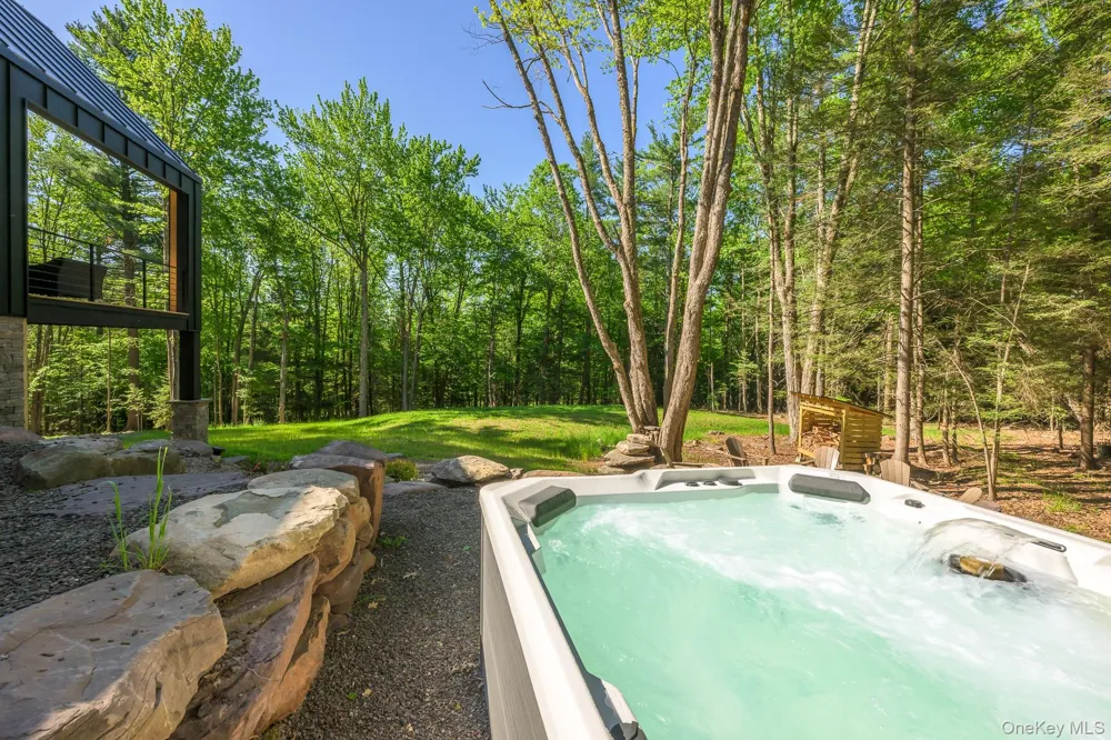 31 Windham Farms Road Windham, NY 12496