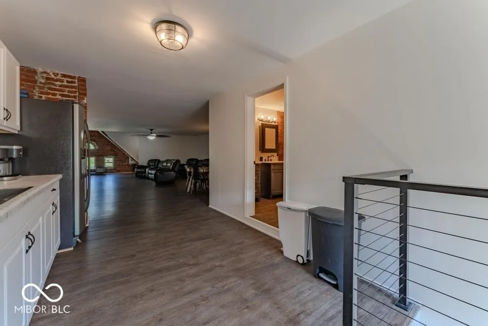 932 Washington Street Marion, IN 46952