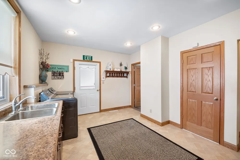 5181 State Road 39 Rossville, IN 46065