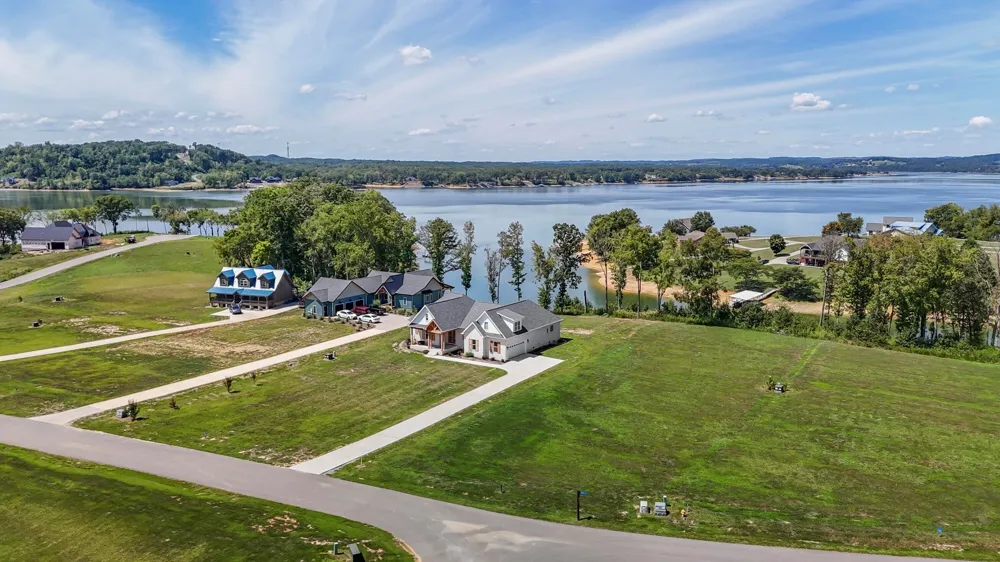 250 Sunset Blvd White Pine, TN 37890