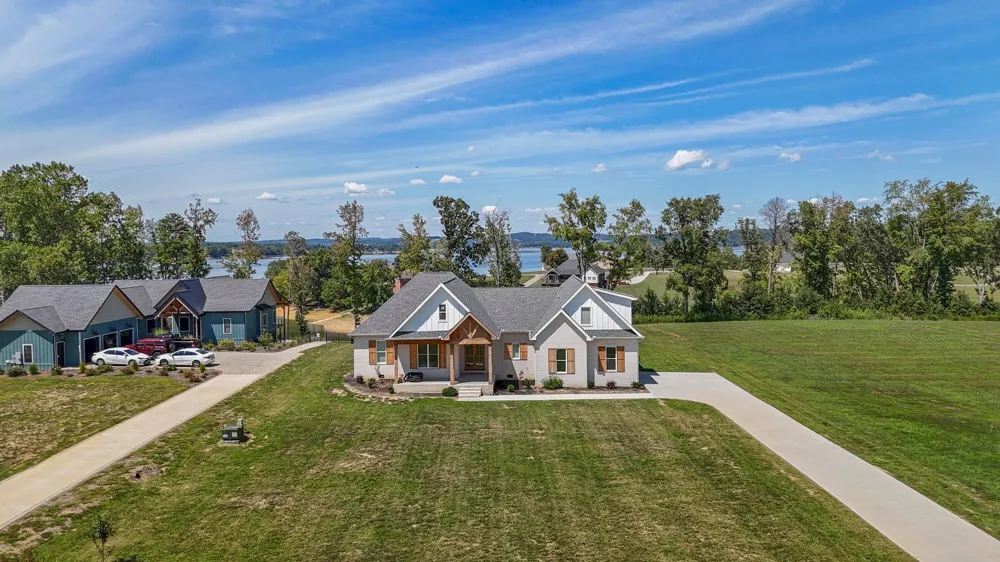 250 Sunset Blvd White Pine, TN 37890