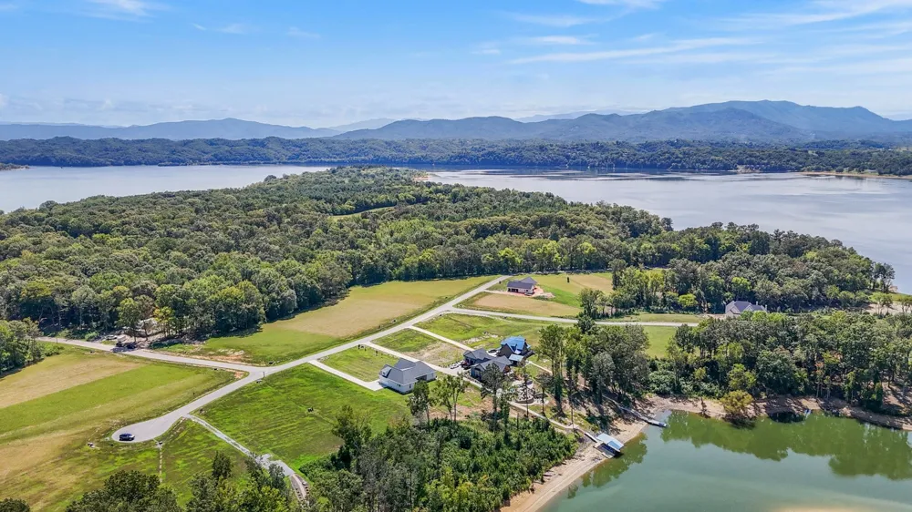 250 Sunset Blvd White Pine, TN 37890
