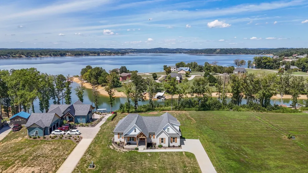 250 Sunset Blvd White Pine, TN 37890