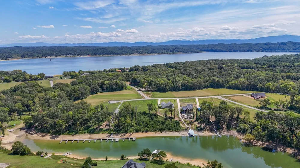 250 Sunset Blvd White Pine, TN 37890