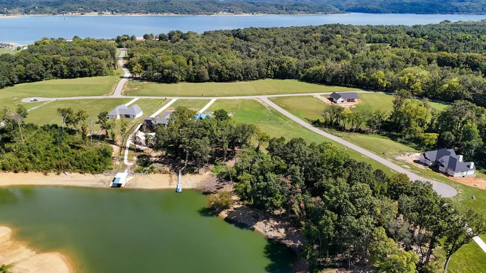 38 English Mountain Pt White Pine, TN 37890