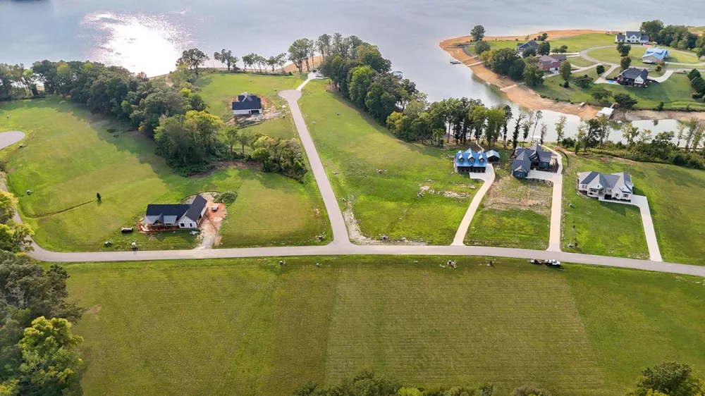 38 English Mountain Pt White Pine, TN 37890