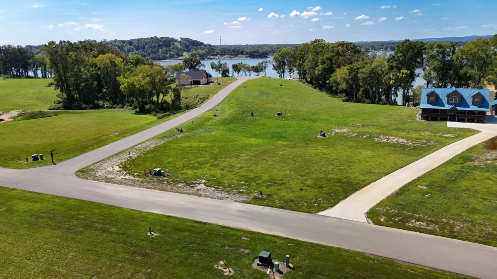 38 English Mountain Pt White Pine, TN 37890