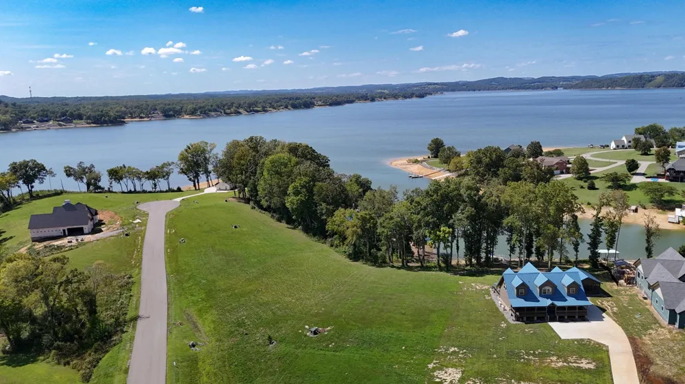 38 English Mountain Pt White Pine, TN 37890