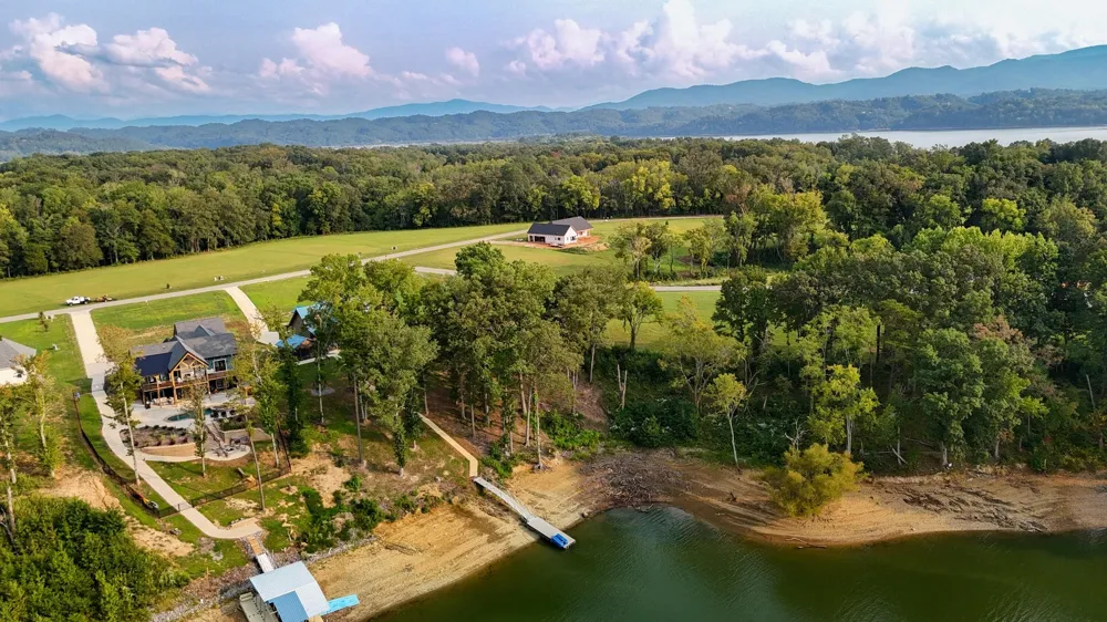 38 English Mountain Pt White Pine, TN 37890