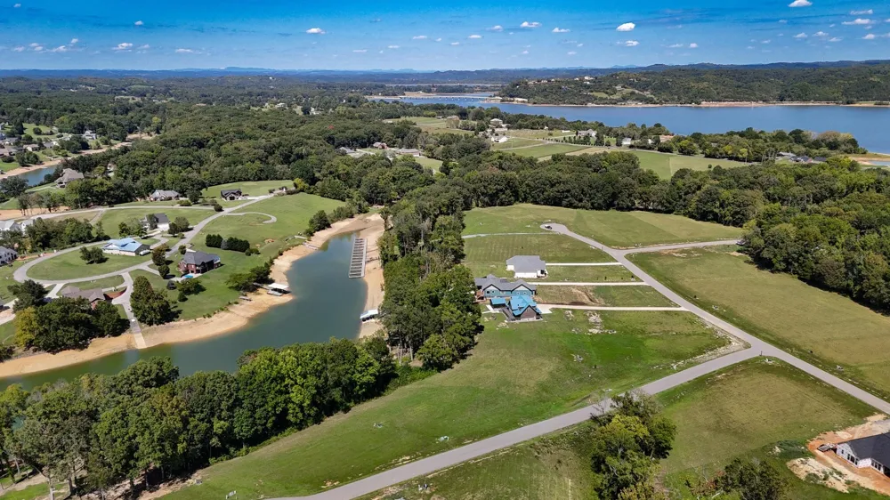 38 English Mountain Pt White Pine, TN 37890