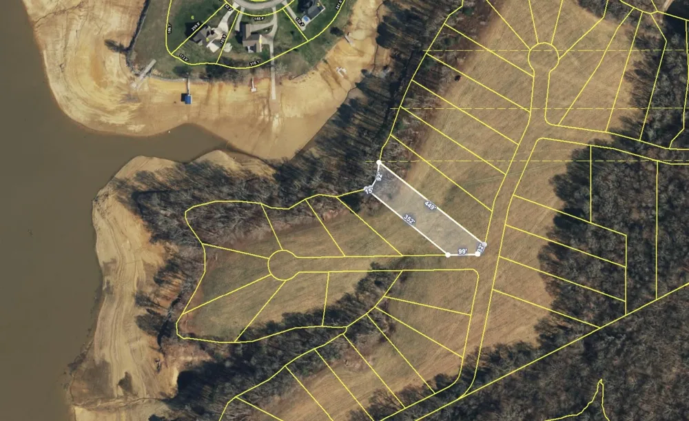 38 English Mountain Pt White Pine, TN 37890