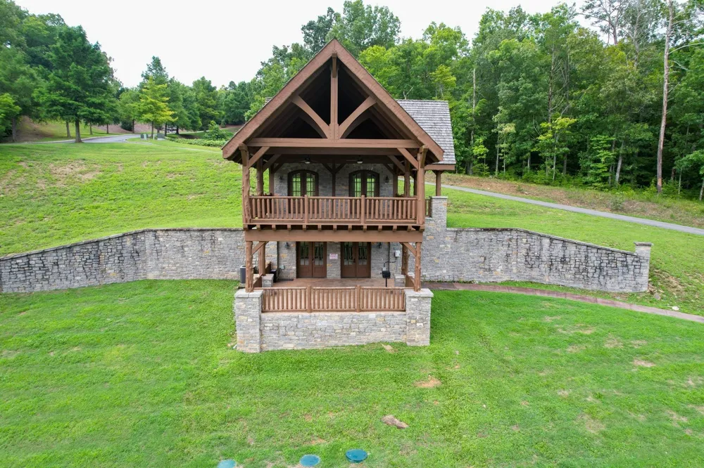 27 Stone Shore Way Dandridge, TN 37725
