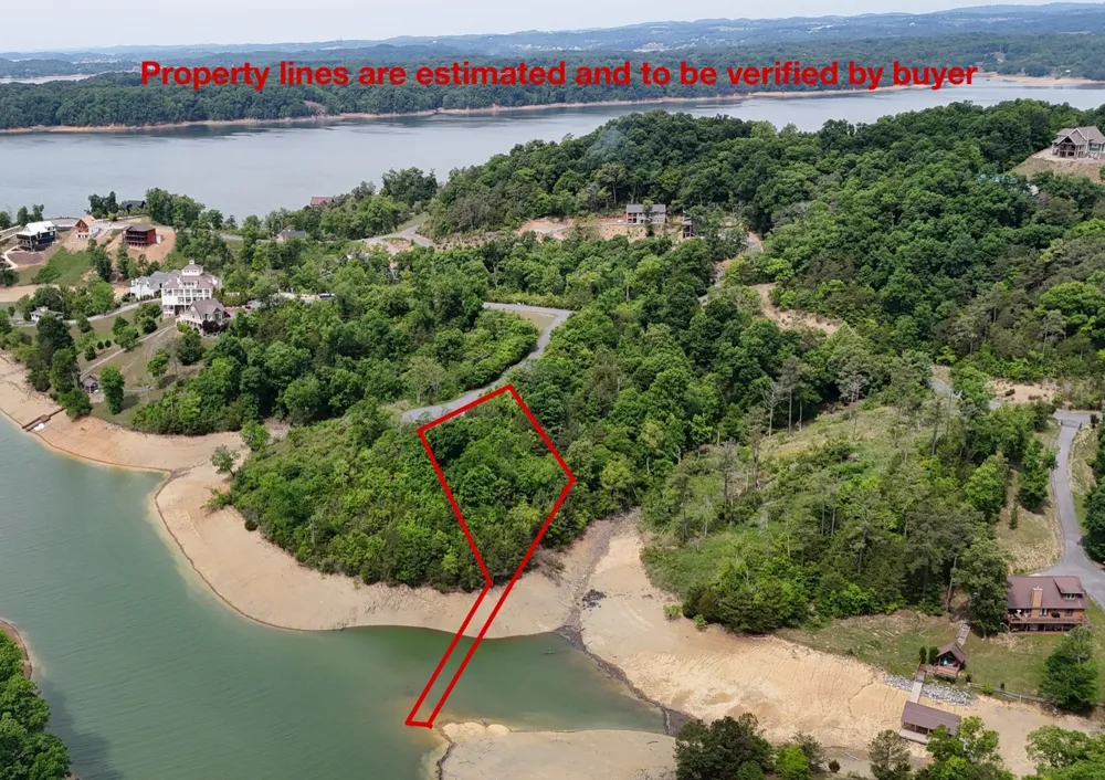 27 Stone Shore Way Dandridge, TN 37725