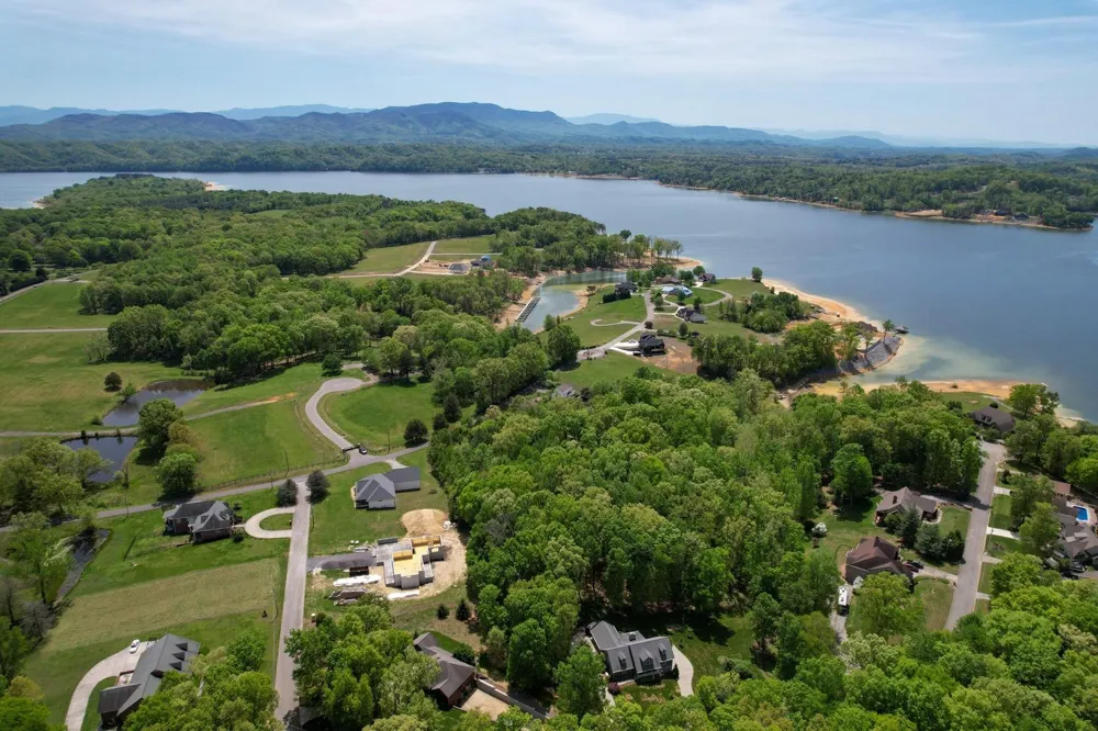 37 McCorkle Rd White Pine, TN 37890