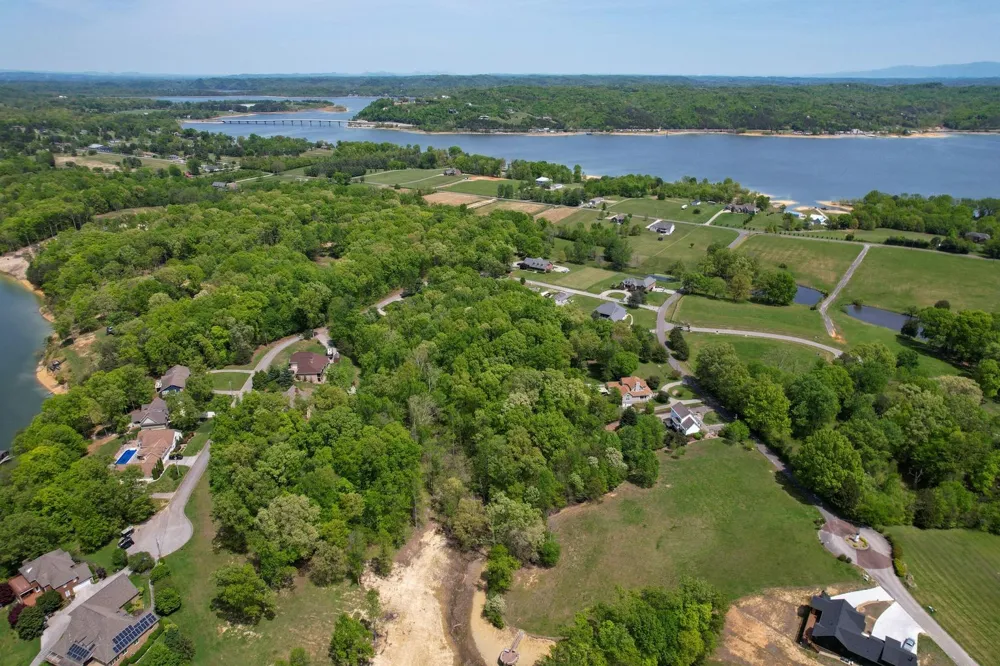 37 McCorkle Rd White Pine, TN 37890