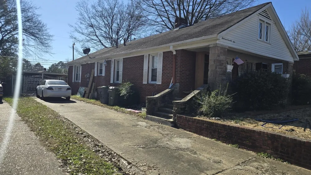 1379 QUINN AVE Memphis, TN 38106